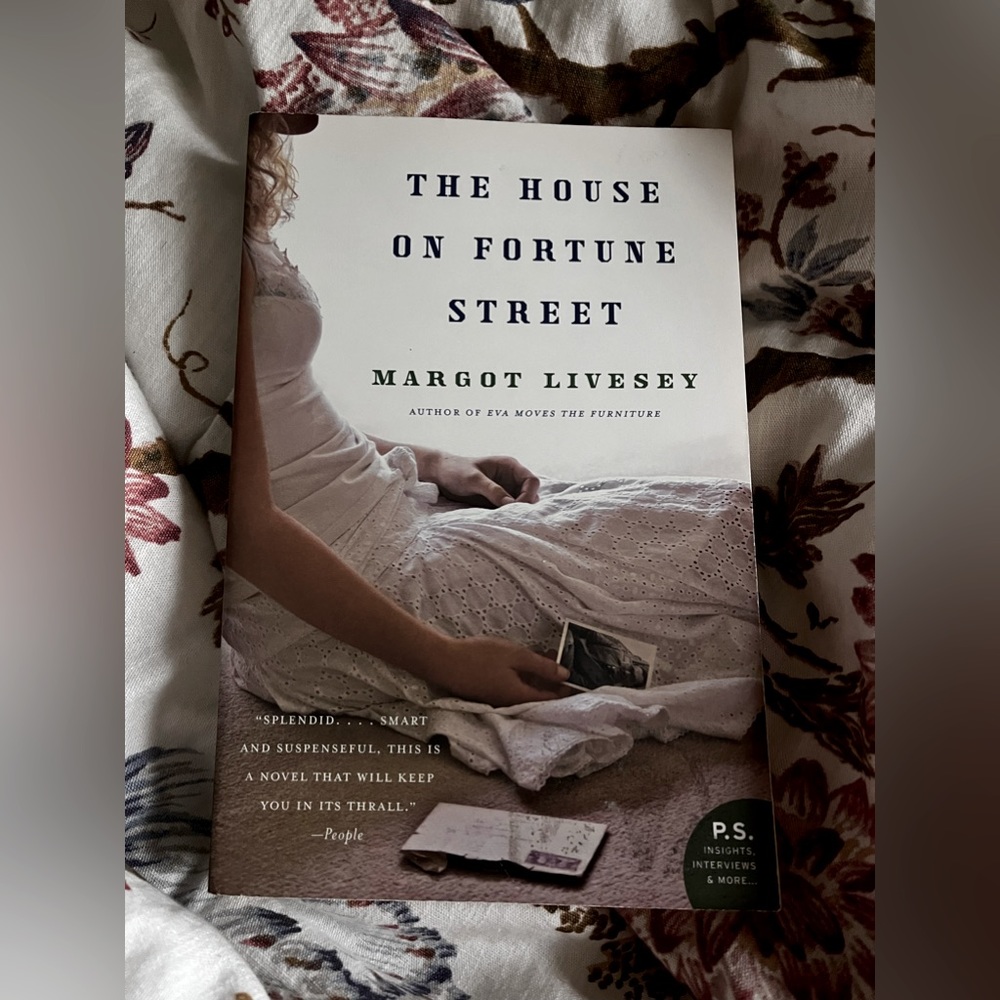 Free with purchase!!! The House On Fortune Street (a suspense)